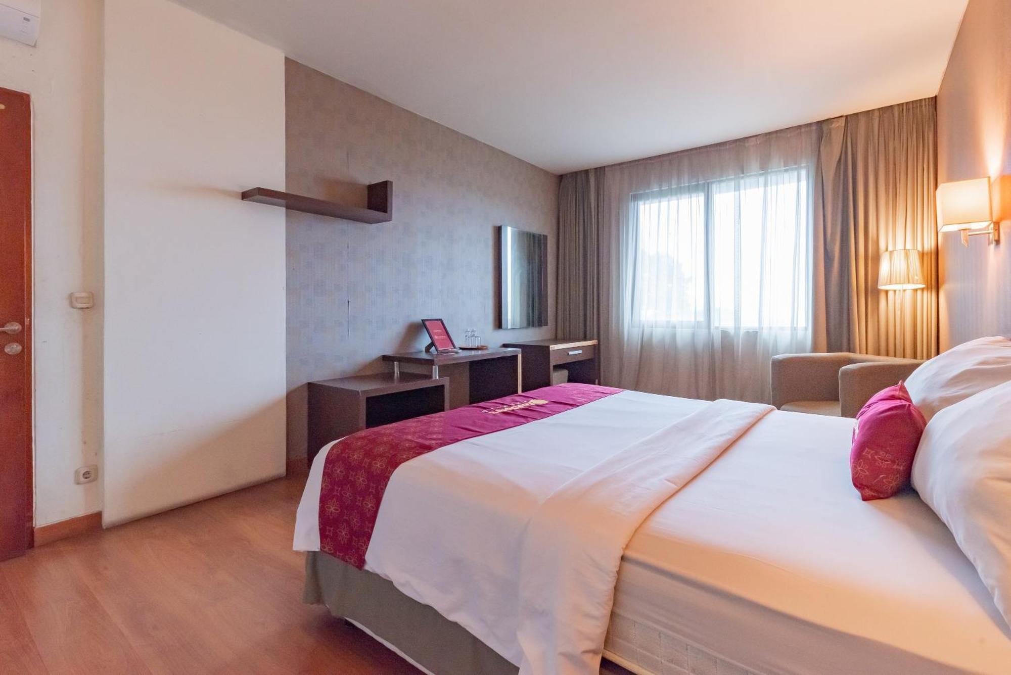 Reddoorz Premium Near Paris Van Java Mall Bandung Exterior foto