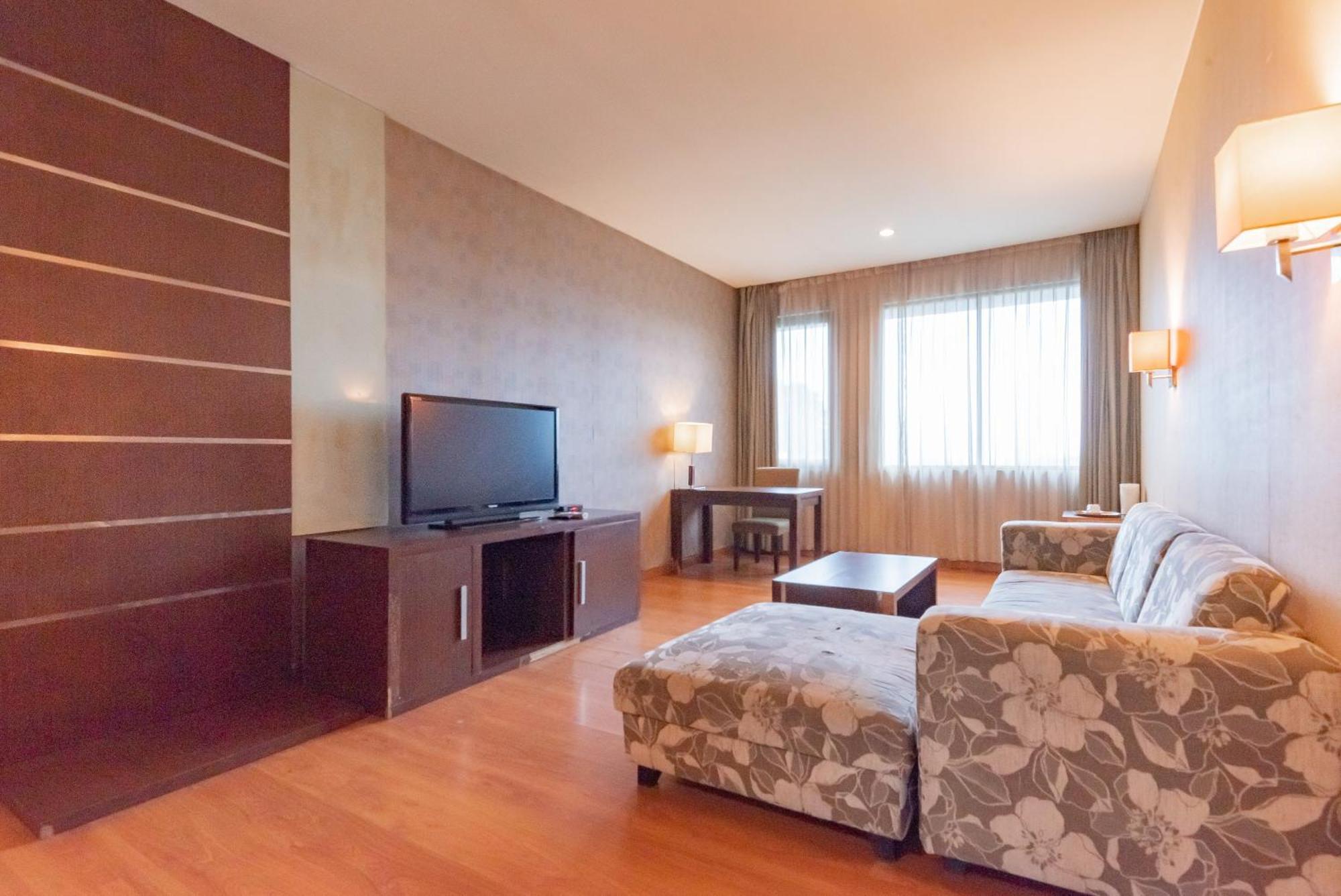 Reddoorz Premium Near Paris Van Java Mall Bandung Exterior foto