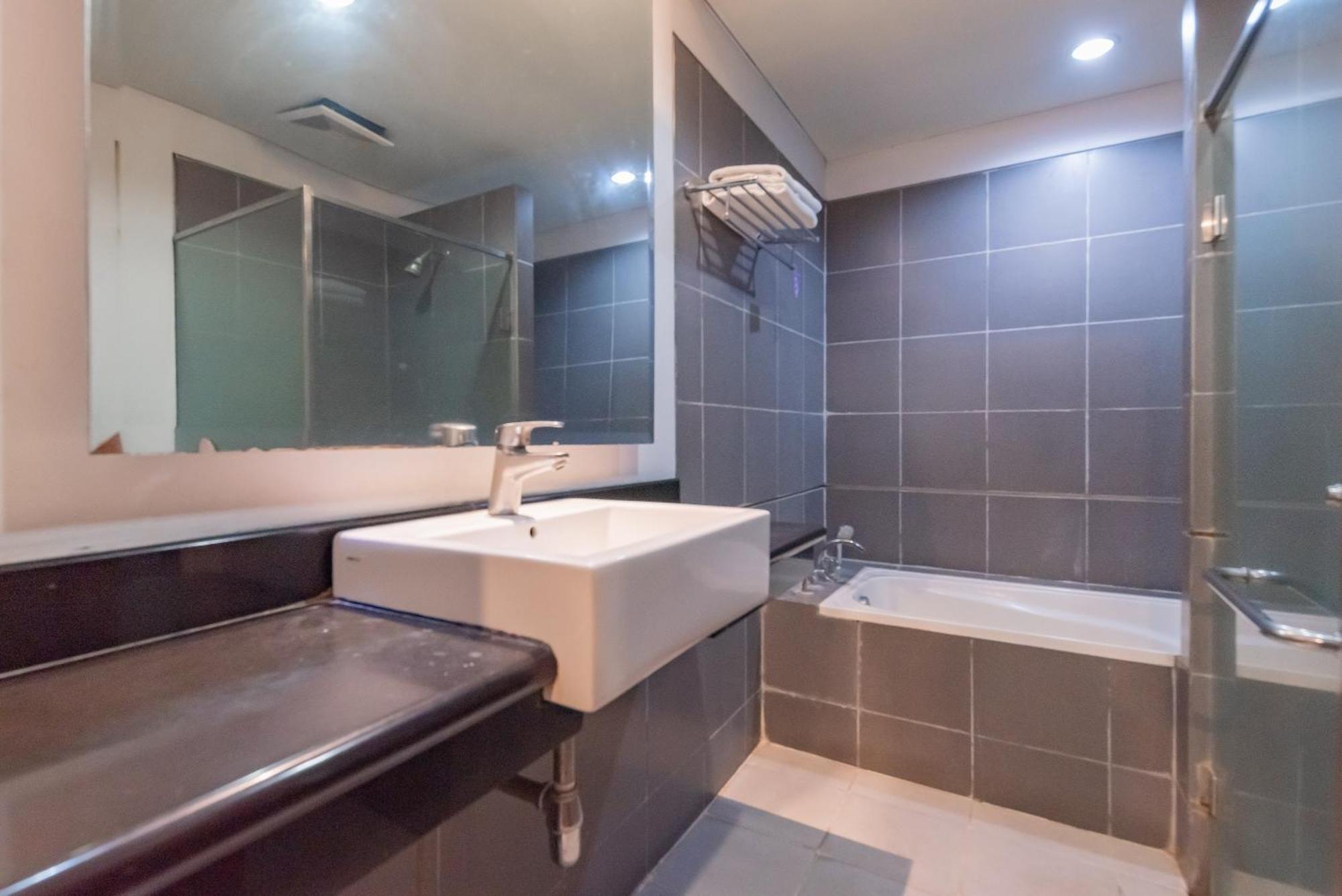 Reddoorz Premium Near Paris Van Java Mall Bandung Exterior foto